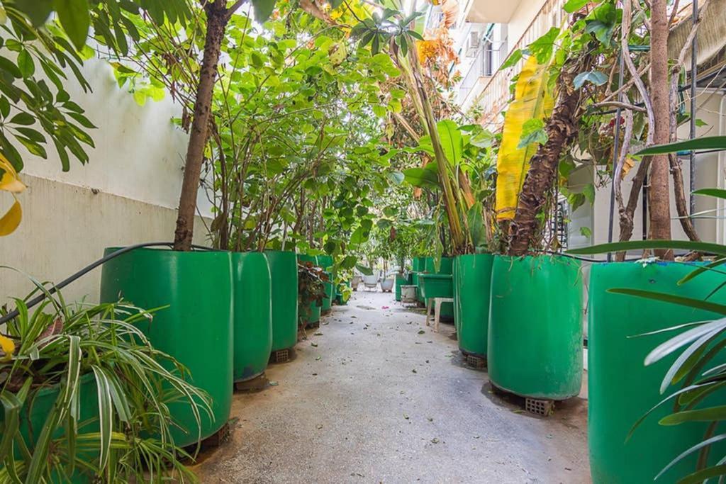 Vintage Style Apartment With Beautiful Backyard Atene Esterno foto